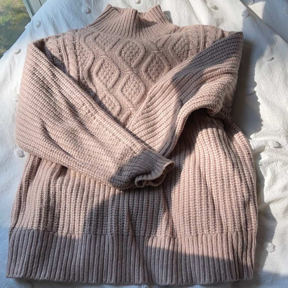 Light pink turtleneck